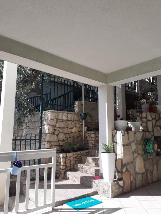 Apartmani Lezenic Dada เนอุม ภายนอก รูปภาพ